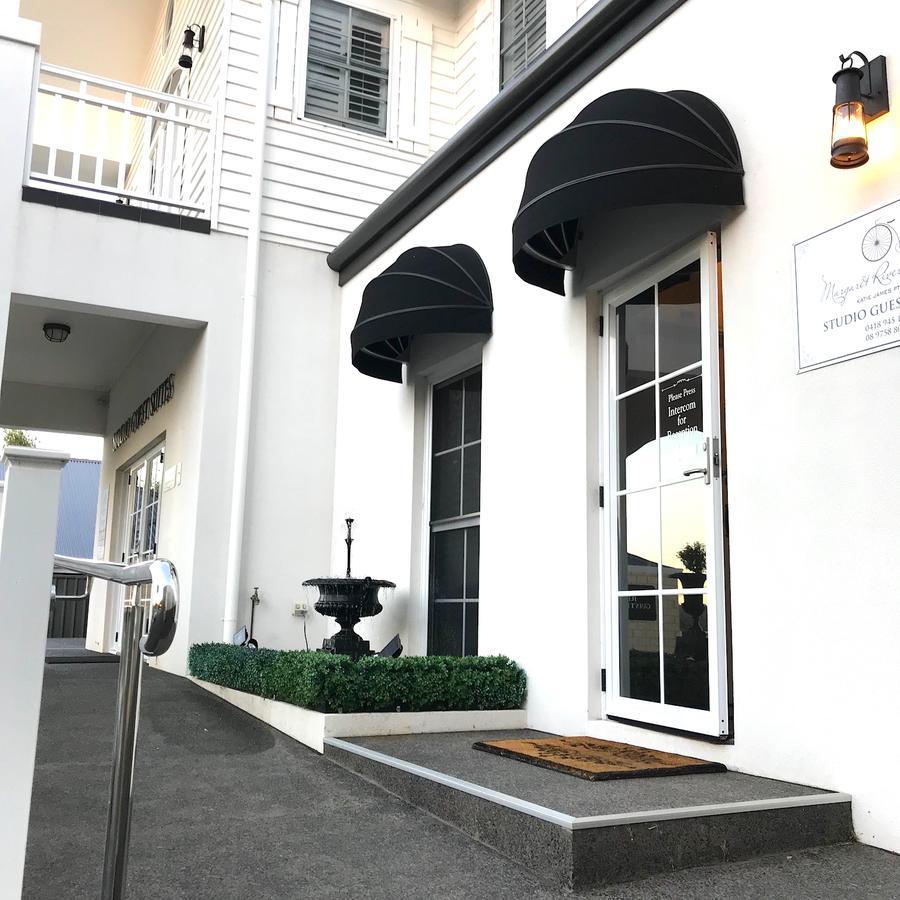 Josephines Luxury Accommodation Margaret River ภายนอก รูปภาพ